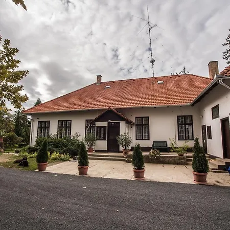 Casa de hóspedes Zsitfapusztai Vadászház 3*